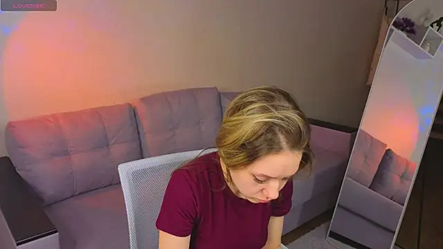 Snapshot of Mini_Allice chatting on 02.23.26 Mini Allice online show from 02.23.26