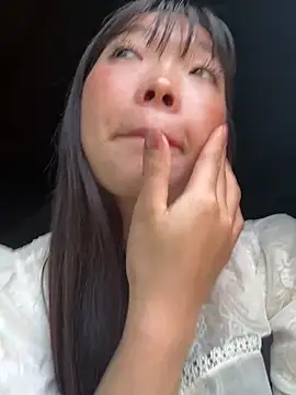 cuty lusy online show from 04.05.26