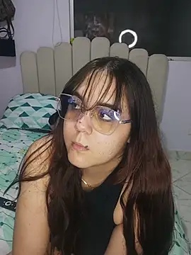 its lauu  online show from 02.23.26