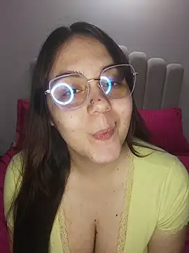 its lauu  online show from 03.11.26