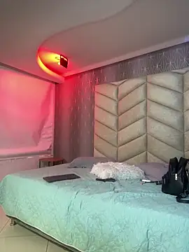 Mily Angel online show from 02.18.26