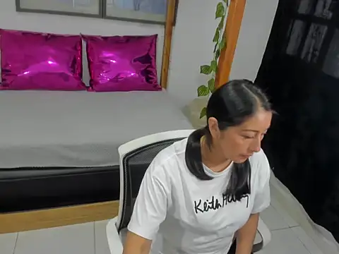 Julieta lust online show from 02.10.26