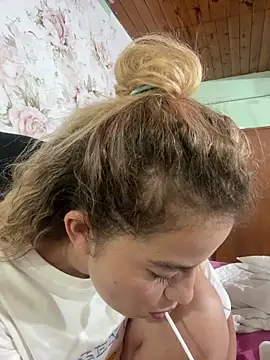 Snapshot of AriBeautiful chatting on 03.02.26 AriBeautiful online show from 03.02.26