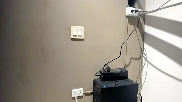 SophieSerrat online show from 03.18.26