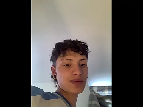 Damn  Love online show from 02.15.26