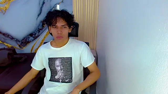 Snapshot of DaviidBuckx_ chatting on 02.26.26 DaviidBuckx online show from 02.26.26