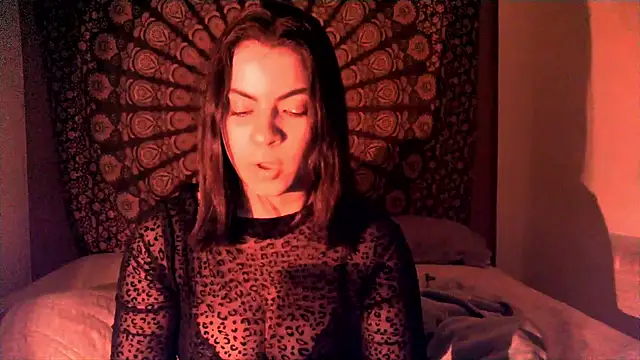 isishot66 online show from 06.13.26