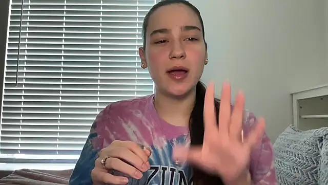 Snapshot of anitayurmoniii chatting on 07.21.26 anitayurmoniii online show from 07.21.26