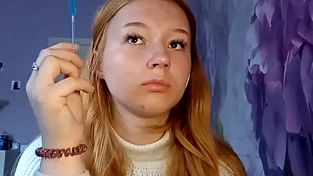 ChantayCambronne online show from 04.20.26