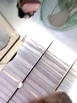 Snapshot of diablita48 chatting on 02.15.26 diablita48 online show from 02.15.26