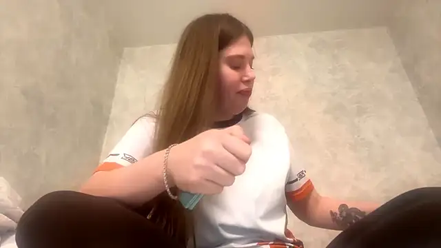 Snapshot of Lunexia_Kysstoria chatting on 02.10.26 Lunexia Kysstoria online show from 02.10.26