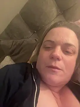 Snapshot of Piper_Milf_36 chatting on 02.15.26 Piper Milf 36 online show from 02.15.26