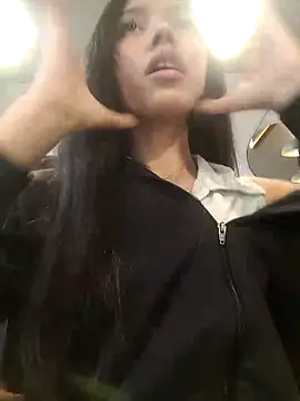 jadelaurent online show from 02.28.26