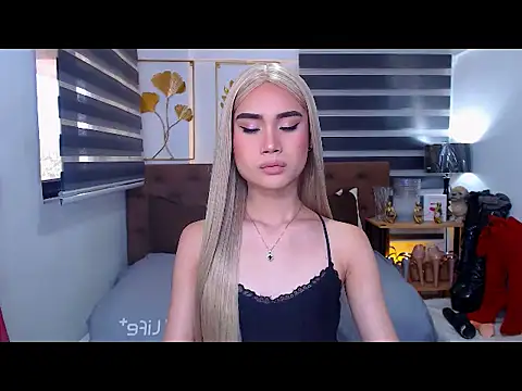 JuicyCockThea online show from 04.13.26