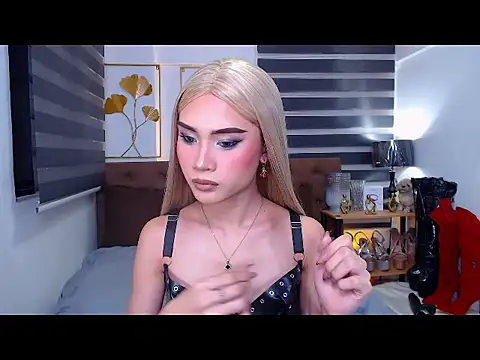 JuicyCockThea online show from 05.25.26