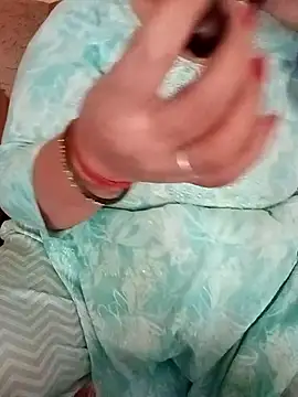 Snapshot of Simran_008 chatting on 03.01.26 Simran 008 online show from 03.01.26