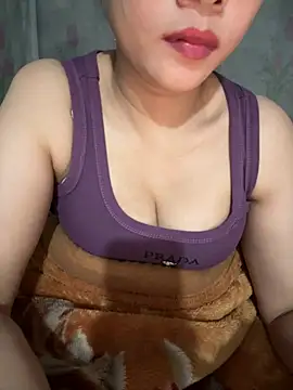 Snapshot of AYW-217 chatting on 02.13.26 AYW-217 online show from 02.13.26