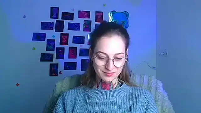 Esmi Winter online show from 03.03.26