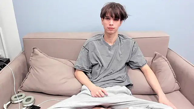 Ur NextDoor Boy online show from 02.20.26