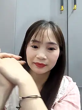 Snapshot of -Dumi- chatting on 02.22.26 -Dumi- online show from 02.22.26