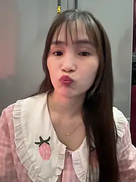 Snapshot of -Dumi- chatting on 03.14.26 -Dumi- online show from 03.14.26