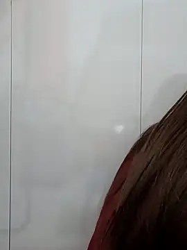 Snapshot of -Dumi- chatting on 03.19.26 -Dumi- online show from 03.19.26