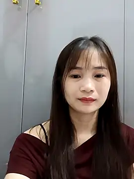 Snapshot of -Dumi- chatting on 03.25.26 -Dumi- online show from 03.25.26