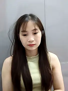 Snapshot of -Dumi- chatting on 03.26.26 -Dumi- online show from 03.26.26