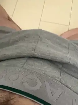 Snapshot of geilboy12 chatting on 02.13.26 geilboy12 online show from 02.13.26