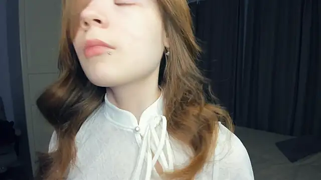 LavenderMitten online show from 03.22.26