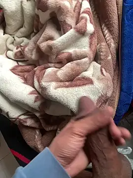 Snapshot of casaouisexy chatting on 03.17.26 casaouisexy online show from 03.17.26