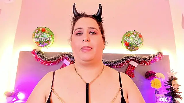 AsshleyDavis online show from 12.15.24
