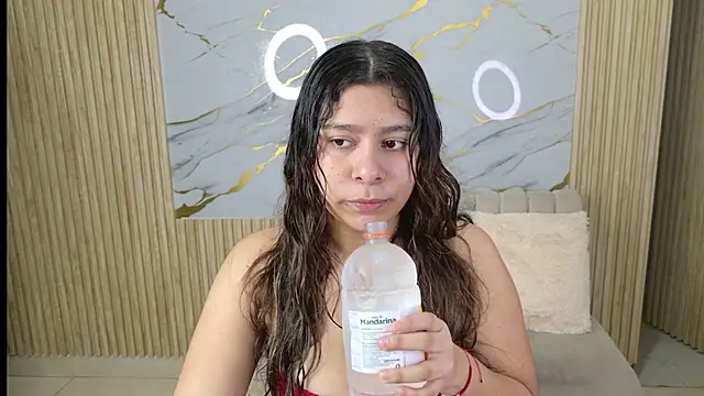 Sophie19   online show from 04.16.26