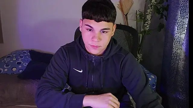 eithan jonnes online show from 04.10.26