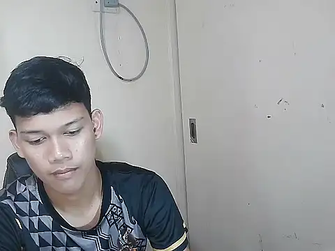 Snapshot of UrAsian_Turjak chatting on 05.14.26 UrAsian Turjak online show from 05.14.26