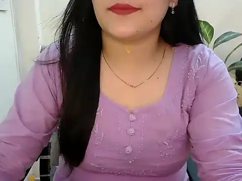 Snapshot of _chitranshi chatting on 07.08.26 chitranshi online show from 07.08.26