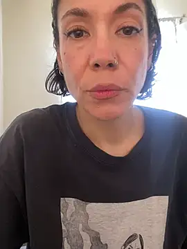 JeanneDuval8888 online show from 04.10.26