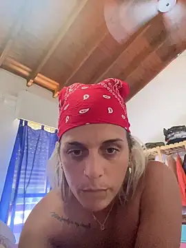 Snapshot of blanquitasexii chatting on 02.14.26 blanquitasexii online show from 02.14.26