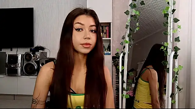 Snapshot of You_Club_Winx chatting on 02.22.26 You Club Winx online show from 02.22.26