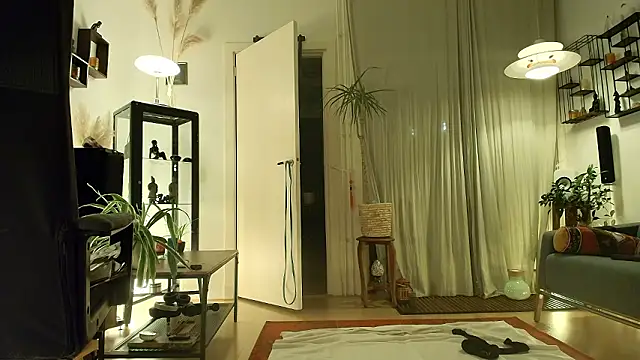 MiloXLive online show from 03.13.26