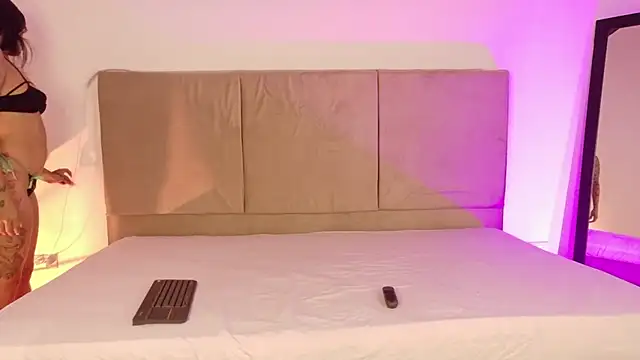 AlexLamunequita online show from 02.21.26