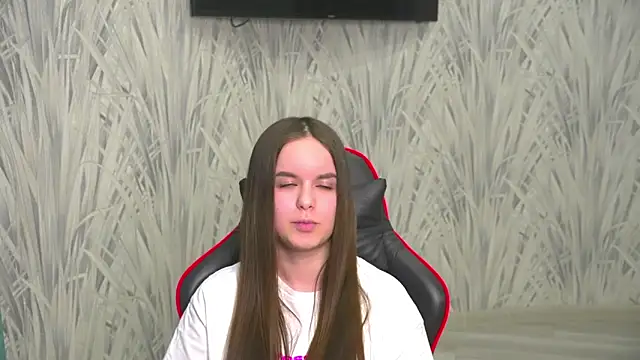 Snapshot of MarenCalarco chatting on 02.11.26 MarenCalarco online show from 02.11.26