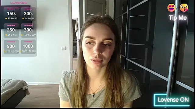 Snapshot of _julia_wonderful_ chatting on 04.11.26 julia wonderful online show from 04.11.26