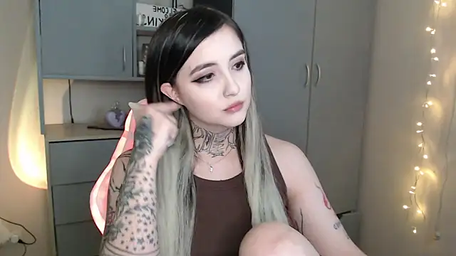 Rin Tozier online show from 02.14.26