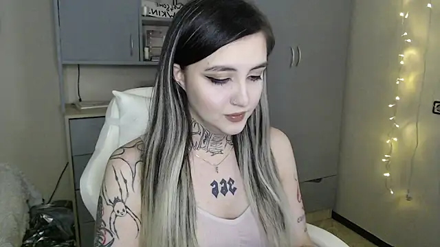 Rin Tozier online show from 03.08.26