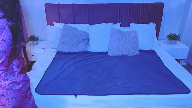 emma wilder  online show from 04.01.26