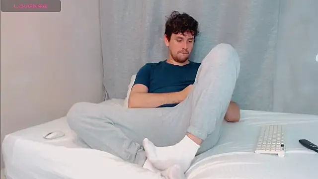 Snapshot of Luc_7 chatting on 02.14.26 Luc 7 online show from 02.14.26