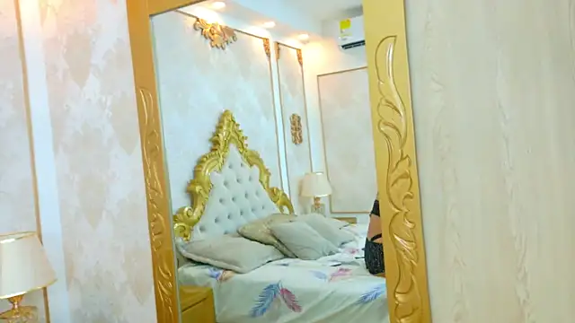 Snapshot of AishaCarpenter chatting on 02.12.26 AishaCarpenter online show from 02.12.26