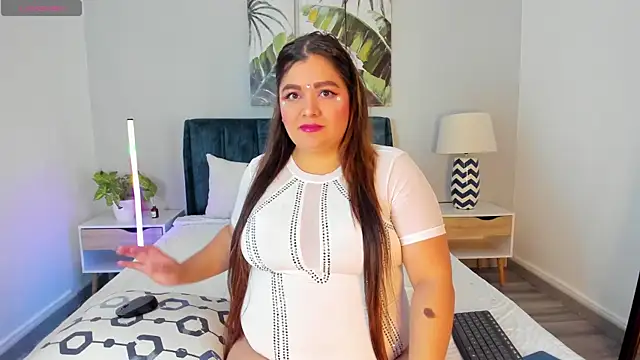 AgathaBloom  online show from 02.28.26