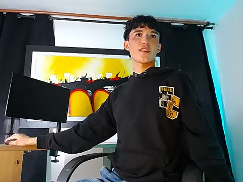 Snapshot of jullian_ricci chatting on 03.02.26 jullian ricci online show from 03.02.26